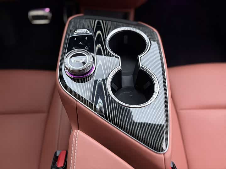 Cadillac Optiq 2024 2024款 四驱长续航版