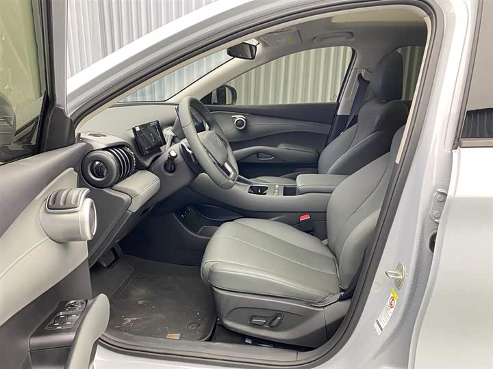 BYD Yuan Plus 2025 2025款 智驾版 510KM 超越型