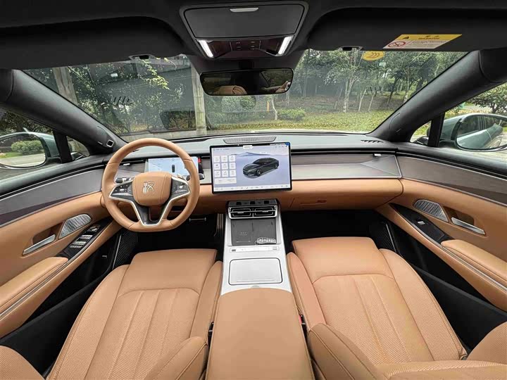 BYD Han L 2025 2025款 DM-p 四驱激光雷达旗舰型