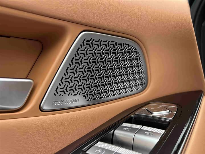 BYD Han L 2025 2025款 DM-p 四驱激光雷达旗舰型