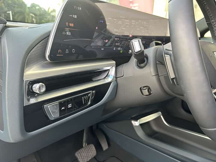 Cadillac Lyriq 2022 2022款 四驱高性能尊贵版