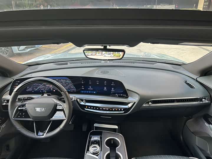 Cadillac Lyriq 2022 2022款 四驱高性能尊贵版