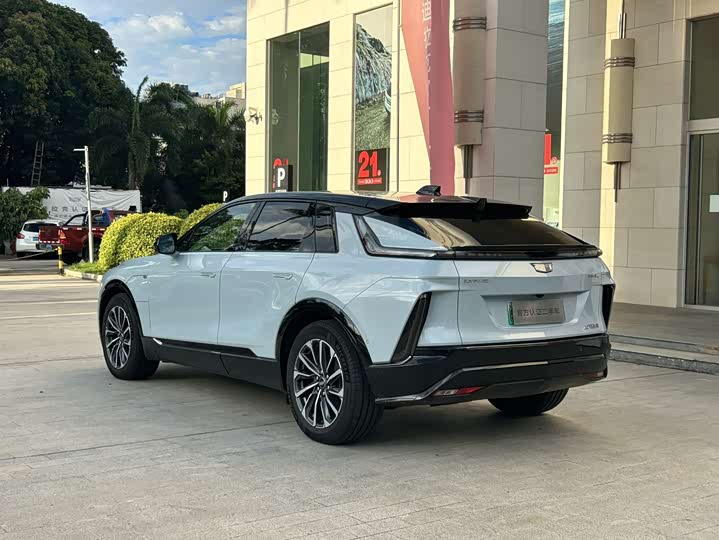 Cadillac Lyriq 2022 2022款 四驱高性能尊贵版