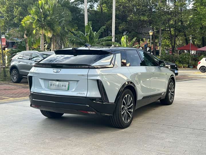 Cadillac Lyriq 2022 2022款 四驱高性能尊贵版