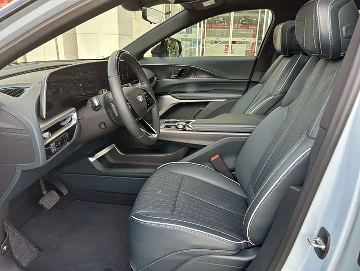 Cadillac Lyriq 2022 2022款 四驱高性能尊贵版