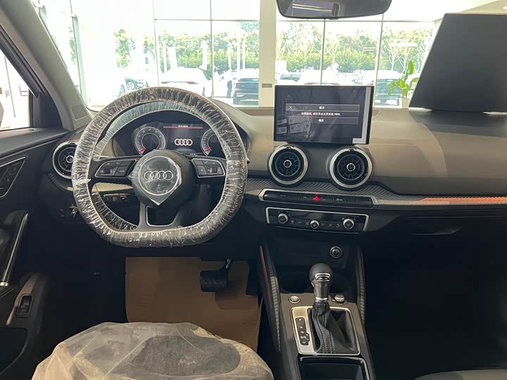 Audi Q2L 2025 2025款 35TFSI 时尚动感型
