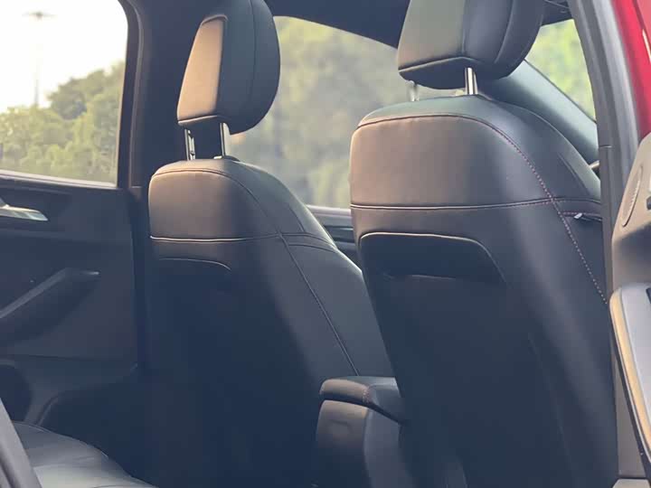 Ford Focus 2022 2022款 两厢 EcoBoost 180 自动ST Line