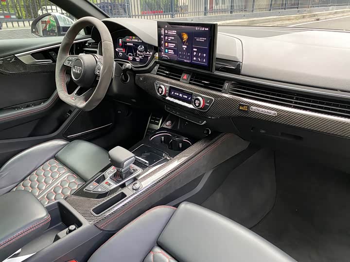 Audi RS 4 2022 2022款 RS4 Avant 暗金版