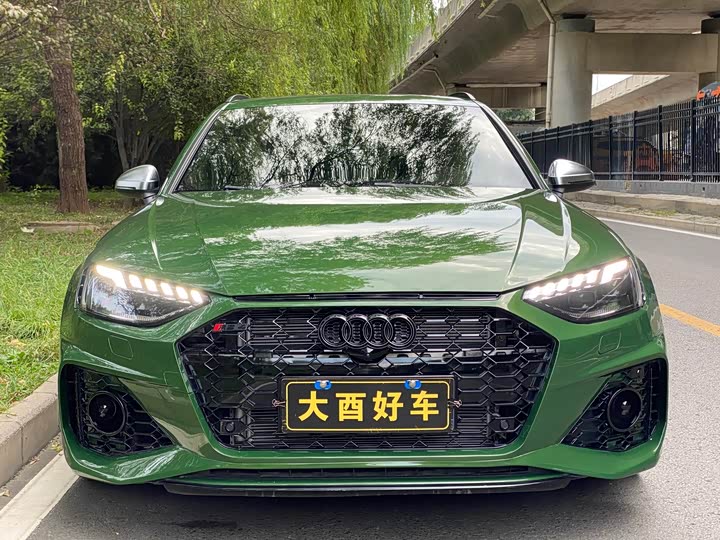 Audi RS 4 2022 2022款 RS4 Avant 暗金版