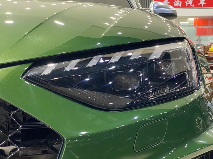 Audi RS 4 2022 2022款 RS4 Avant 暗金版