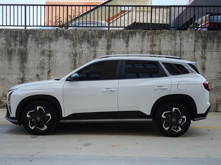 Hyundai ix35 (Mufasa) 2023 2023款 沐飒 2.0L 尊贵版LUX