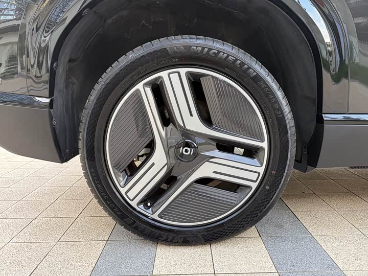 Changan Qiyuan (Nevo) E07 2025 2025款 纯电 四驱 90kWh Ultra高性能版