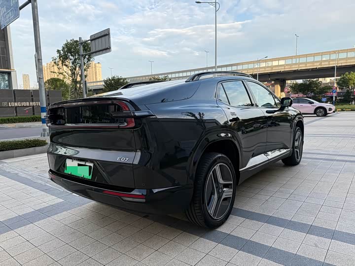 Changan Qiyuan (Nevo) E07 2025 2025款 纯电 四驱 90kWh Ultra高性能版