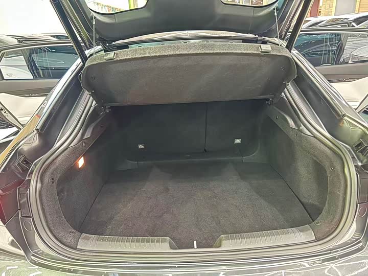 Changan UNI-V Hybrid 2024 2024款 蓝鲸智电iDD 136km 智酷型