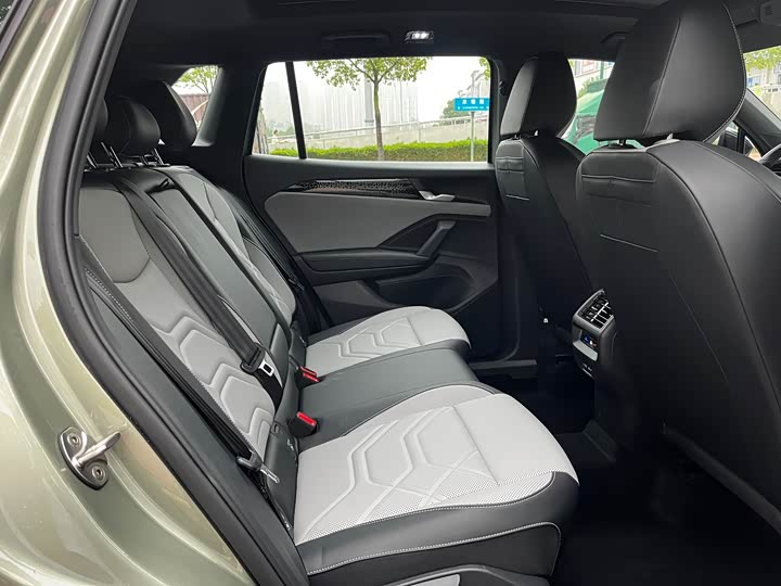 Volkswagen Tayron 2025 2025款 探岳L 380TSI 四驱豪华Easy包