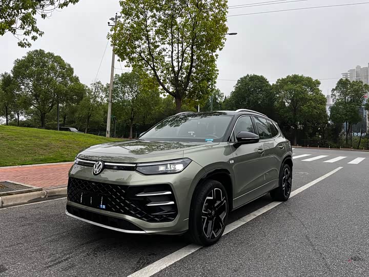 Volkswagen Tayron 2025 2025款 探岳L 380TSI 四驱豪华Easy包