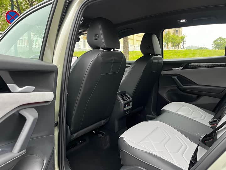 Volkswagen Tayron 2025 2025款 探岳L 380TSI 四驱豪华Easy包