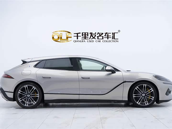 Denza Z9GT 2024 2024款 1100四驱Ultra版