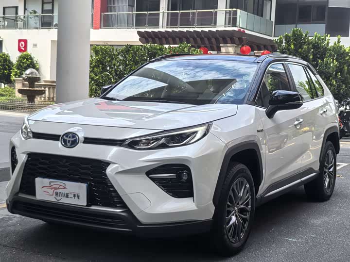 Toyota Wildlander 2024 2024款 双擎 2.5L E-CVT四驱尊贵版