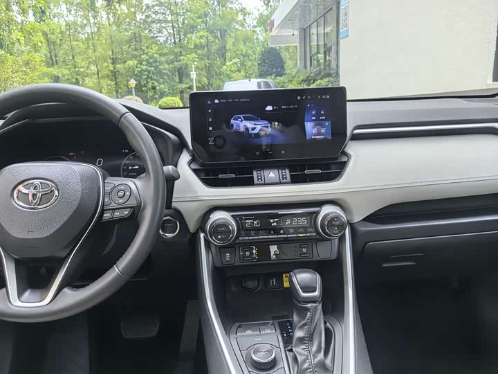 Toyota Wildlander 2024 2024款 双擎 2.5L E-CVT四驱尊贵版