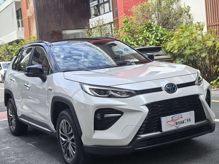 Toyota Wildlander 2024 2024款 双擎 2.5L E-CVT四驱尊贵版