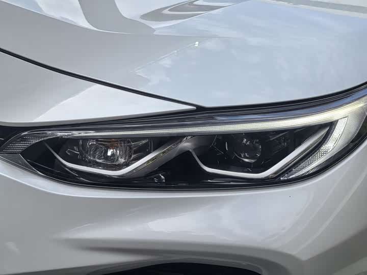 Toyota Wildlander 2024 2024款 双擎 2.5L E-CVT四驱尊贵版