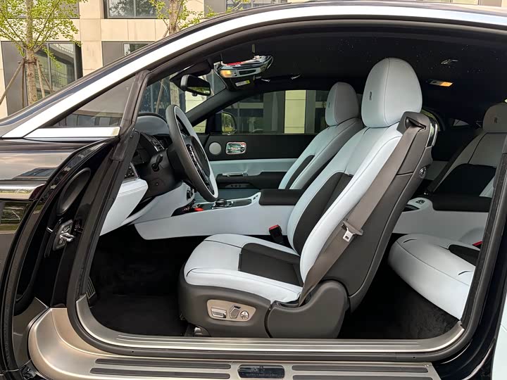 Rolls-Royce Wraith 2018 2018款 6.6T Black Badge