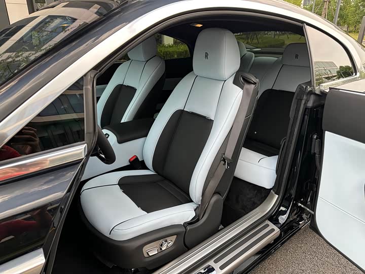 Rolls-Royce Wraith 2018 2018款 6.6T Black Badge