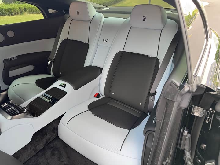 Rolls-Royce Wraith 2018 2018款 6.6T Black Badge