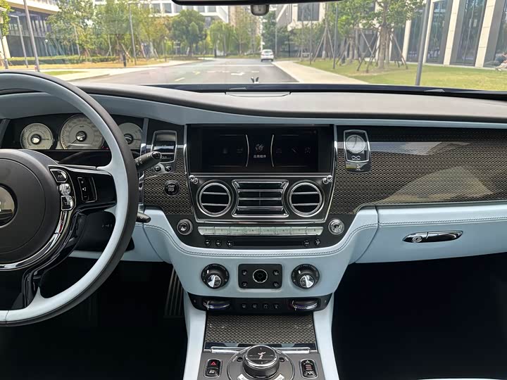 Rolls-Royce Wraith 2018 2018款 6.6T Black Badge