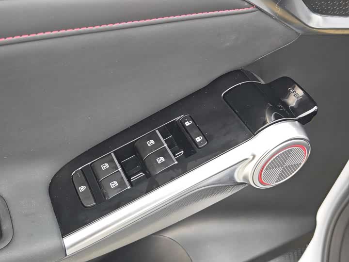 GAC Trumpchi Emkoo 2022 2022款 2.0ATK 双子星Pro版