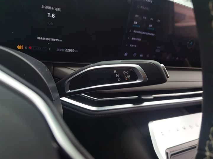 Maxus G70 2024 2024款 2.0T 自动旗舰版 7座