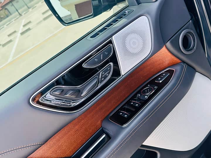 Lincoln Navigator 2022 2022款 3.5T 百周年限量版