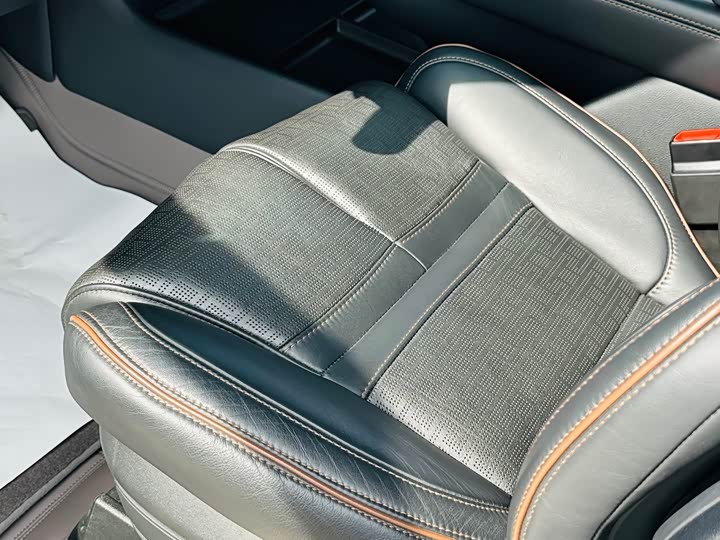 Lincoln Navigator 2022 2022款 3.5T 百周年限量版