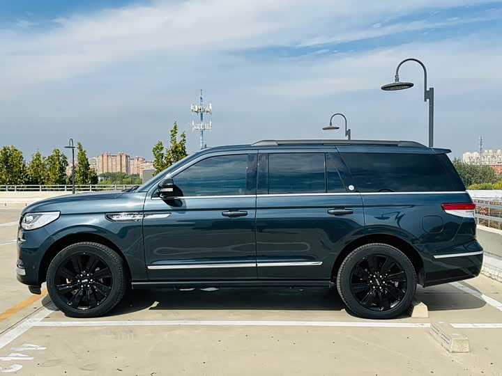 Lincoln Navigator 2022 2022款 3.5T 百周年限量版