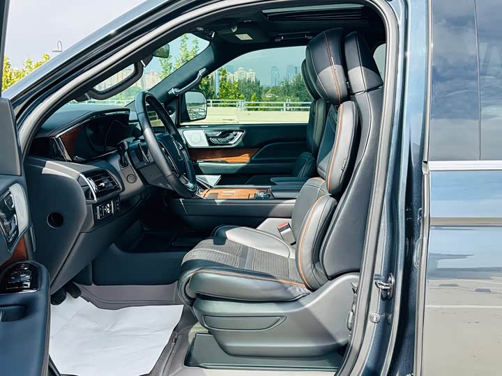 Lincoln Navigator 2022 2022款 3.5T 百周年限量版