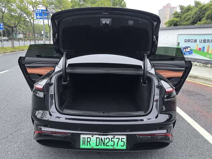 IM motors L7 2022 2022款 Pro