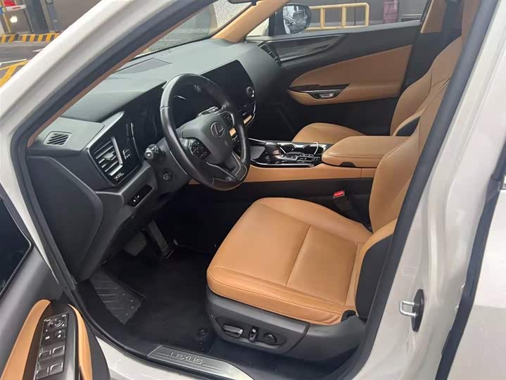 Lexus NX Hybrid 2022 2022款 400h+ 畅悦版