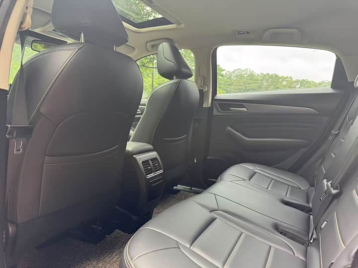 Haval F7x 2021 2021款 1.5T 两驱极智潮玩版