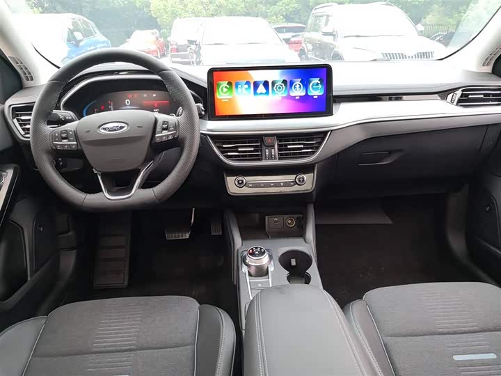 Ford Focus Active 2021 2021款 EcoBoost 180 自动劲潮型