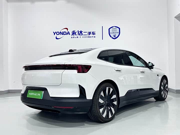 2024 Polestar 4