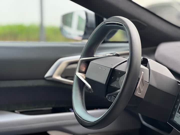 HiPhi Z 2023 2023款 五座版