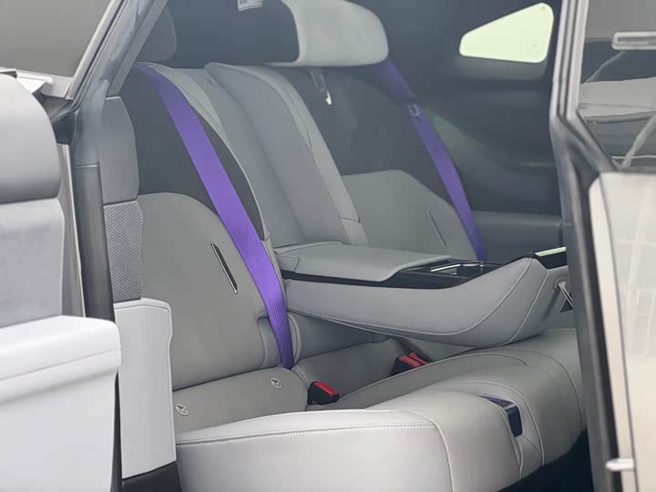 HiPhi Z 2023 2023款 五座版