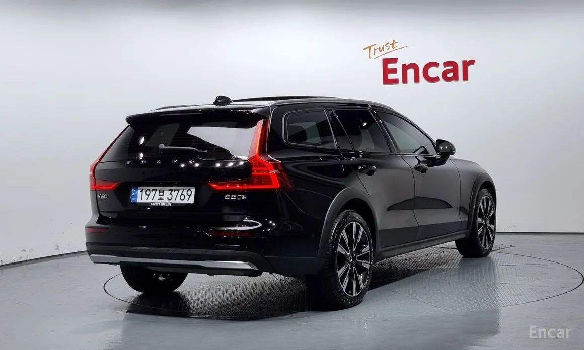 Volvo V60 2019 B5 Ultimate AWD