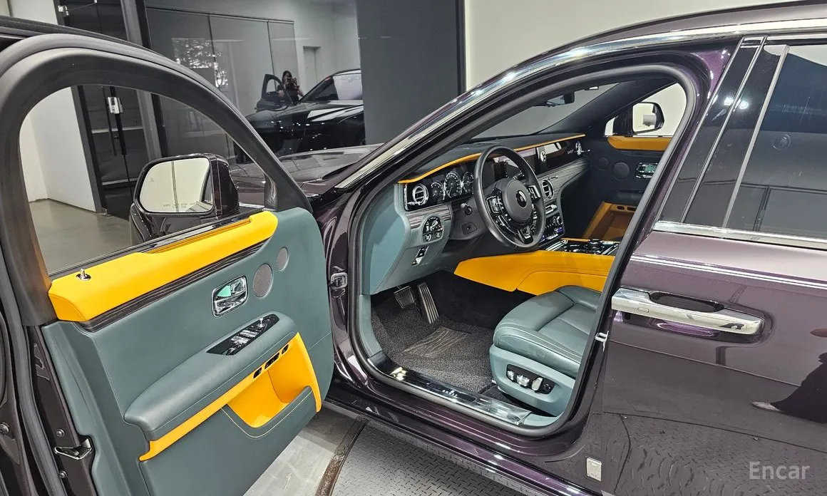 Rolls-Royce Ghost 2020 6.7 EWB V12