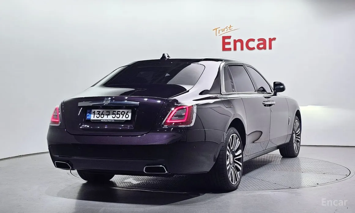 Rolls-Royce Ghost 2020 6.7 EWB V12