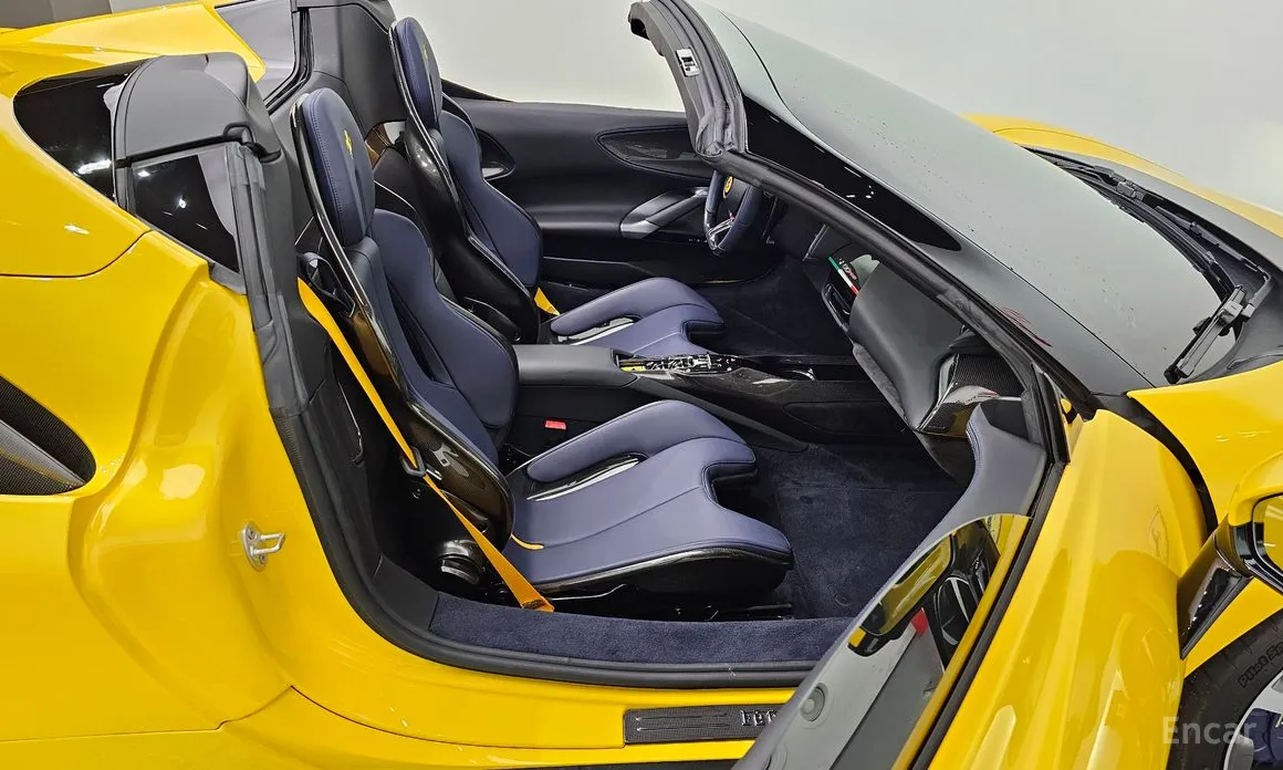 Ferrari SF90 2021 4.0