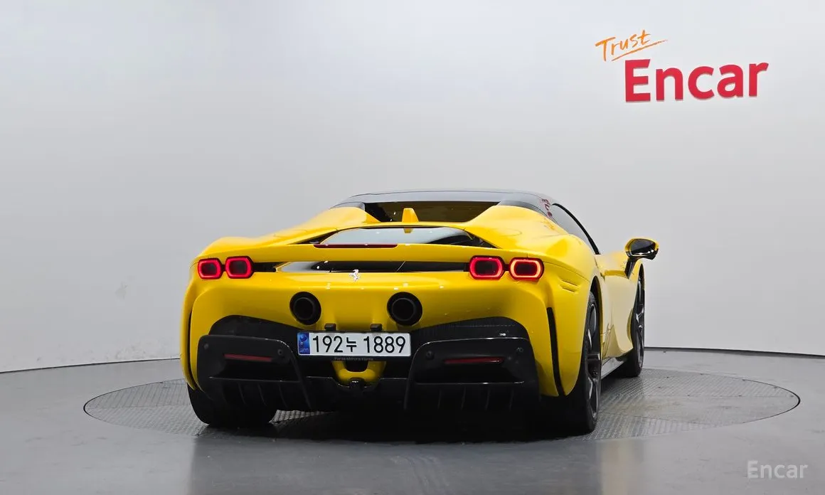 Ferrari SF90 2021 4.0