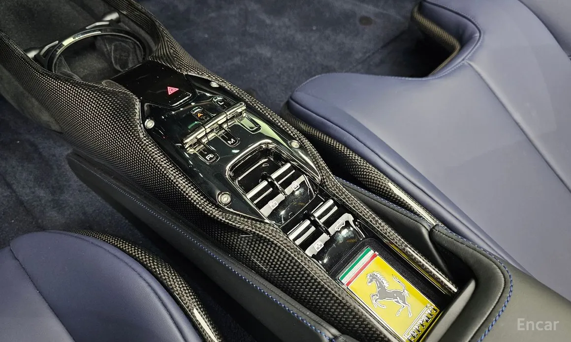 Ferrari SF90 2021 4.0