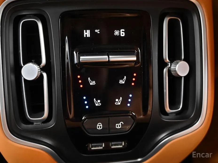 Aston Martin DBX 2020 4.0 V8